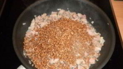 каша в горшочке со свининой