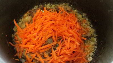 пшеничная каша с мясом и тыквой