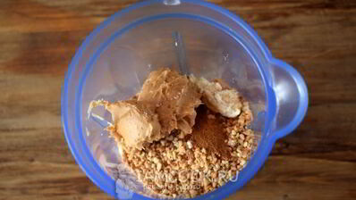 арахисовый протеиновый коктейль