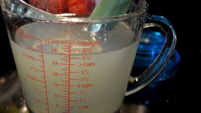 арбузно-имбирный напиток