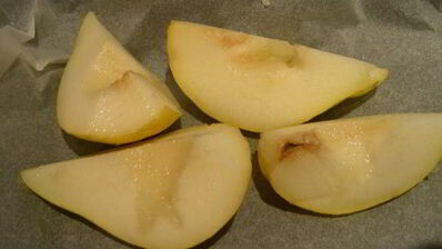 груши, запеченные в апельсиново-пряном сиропе