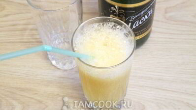 коктейль беллини с шампанским