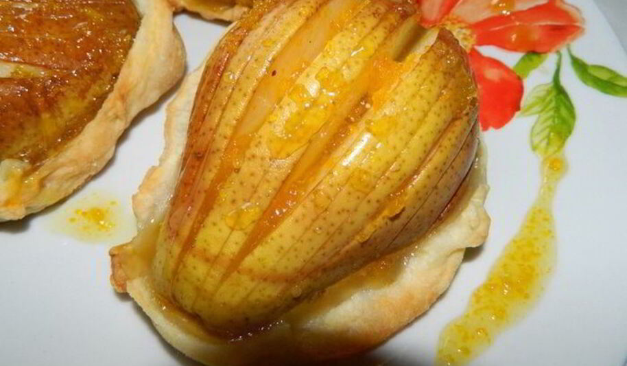 Рецепт корзинок с грушами и апельсиновым сиропом