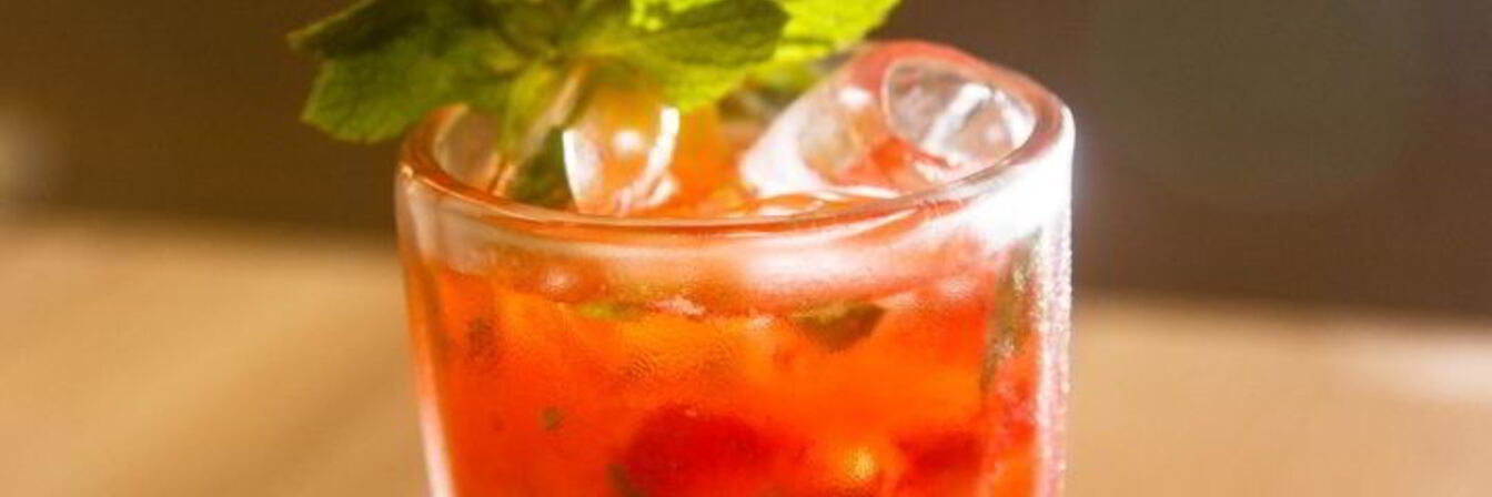 Клубничный лимонад