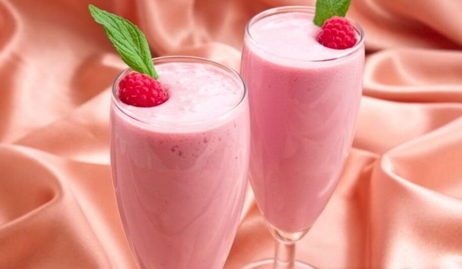 Рецепт малинового коктейля