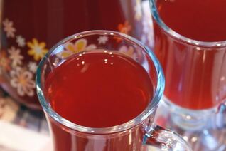 Малиновый напиток с лимоном и базиликом