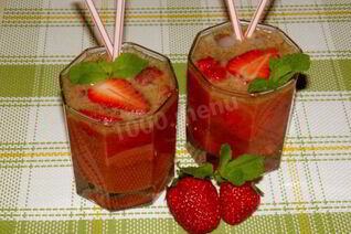 Клубничный мохито