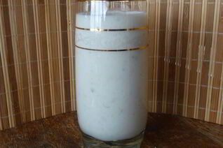 Бананово-кефирный смузи