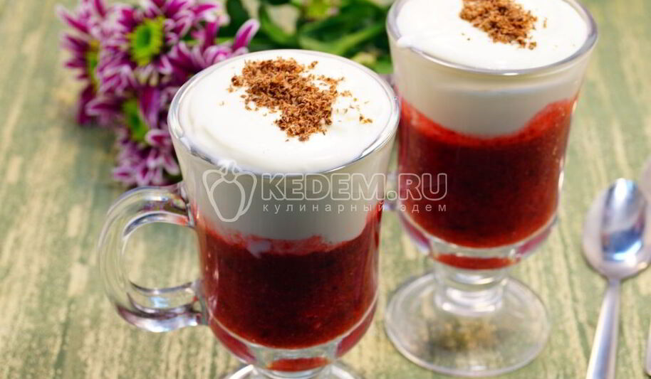 Рецепт брусничного смузи со сливками