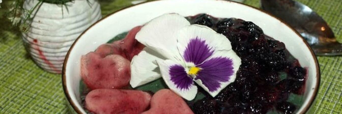 Фруктовый смузи-боул со спирулиной