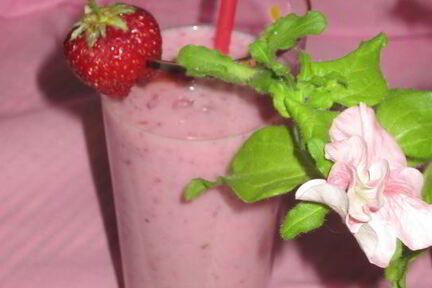 Клубнично-молочный смузи