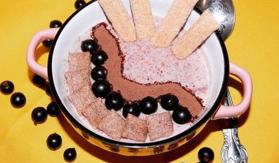 Рецепт малинового смузи-боул