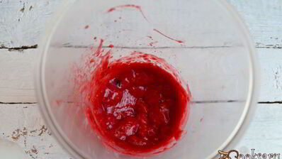 малиновый смузи с мороженым