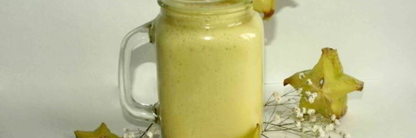 Мангово-кокосовый смузи