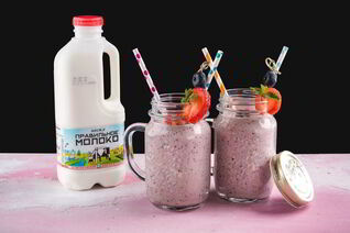 Смузи с голубикой и бананом