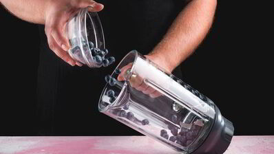 смузи с голубикой и бананом