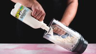 смузи с голубикой и бананом