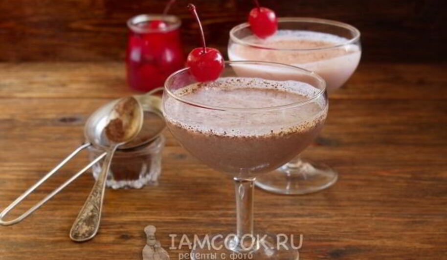 Рецепт смузей с творогом, вишней и какао