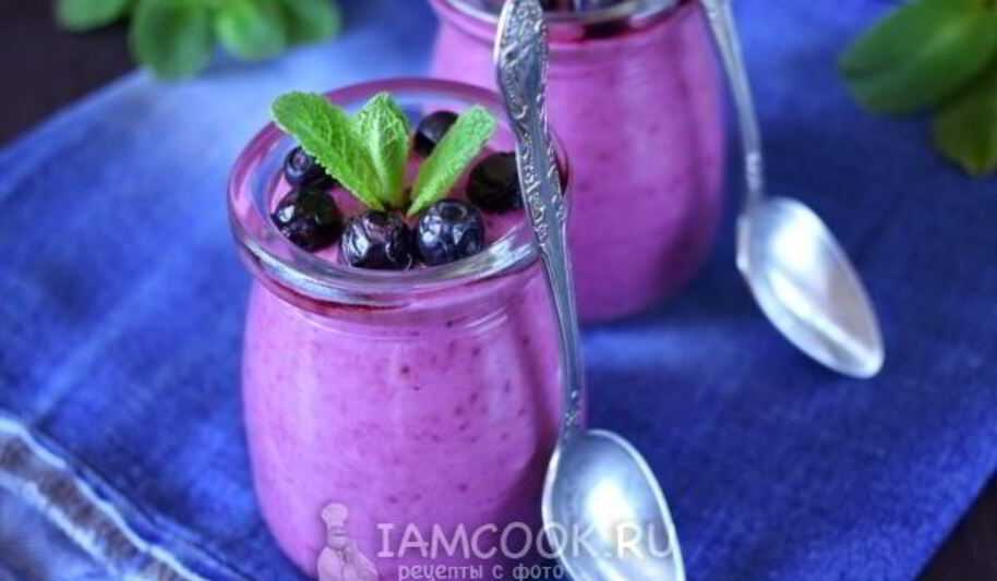 Рецепт творожного смузи с черникой и простоквашей