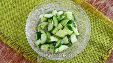 зеленый коктейль на греческом йогурте