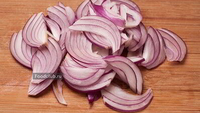 картофельный салат с йогуртовым соусом