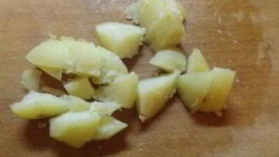 картофельный салат с кальмарами