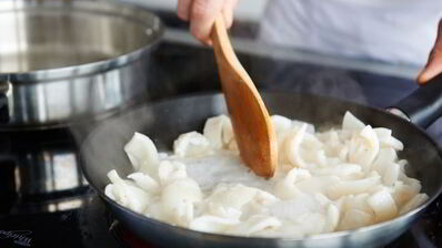 салат из молодого картофеля