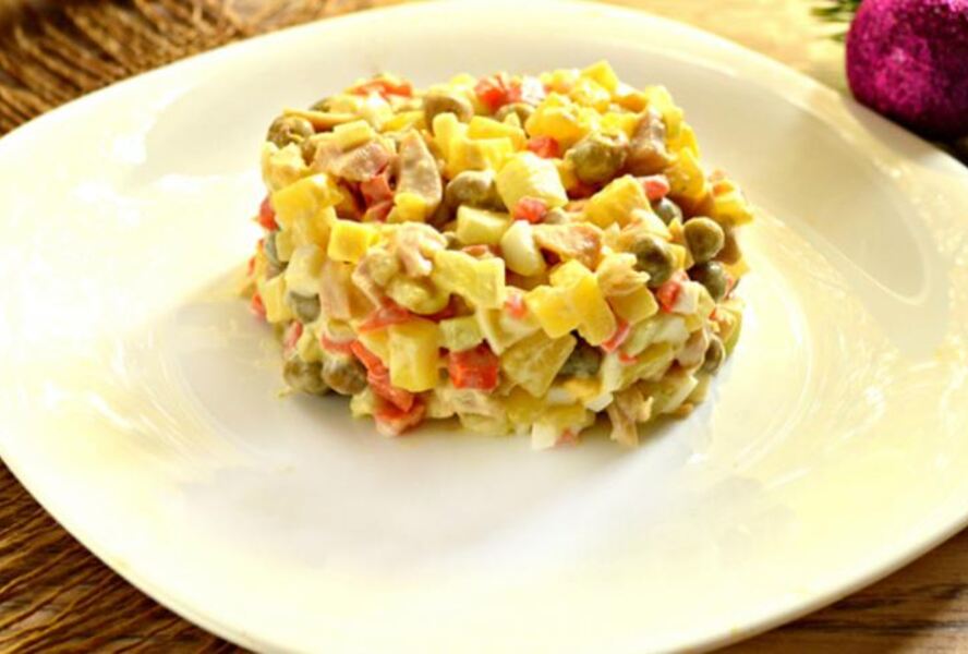 Оливье с кальмарами