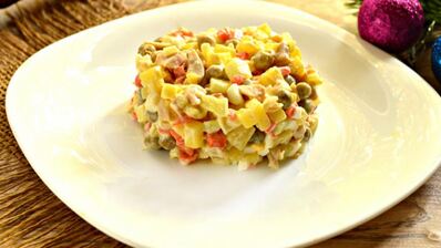 оливье с кальмарами