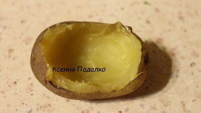 салат оливье в картофельных бочонках