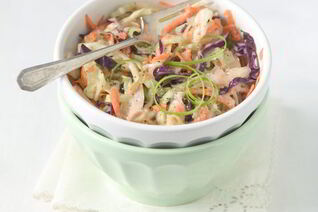 Салат Анастасия с пекинкой и орехами