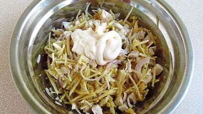 салат из куриного филе с сельдереем и яблоками