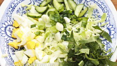 салат из одуванчиков