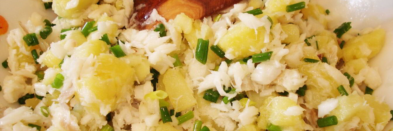 Салат из вареной рыбы