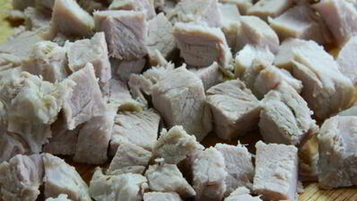 салат мясной с фасолью