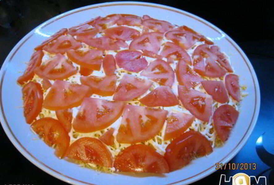 Сельдь под шубой из помидор