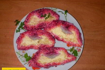 Сельдь под шубой рулетом