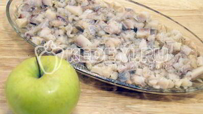 селедка под шубой с яблоком