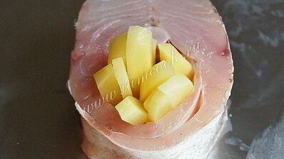 судак под шубой из икры