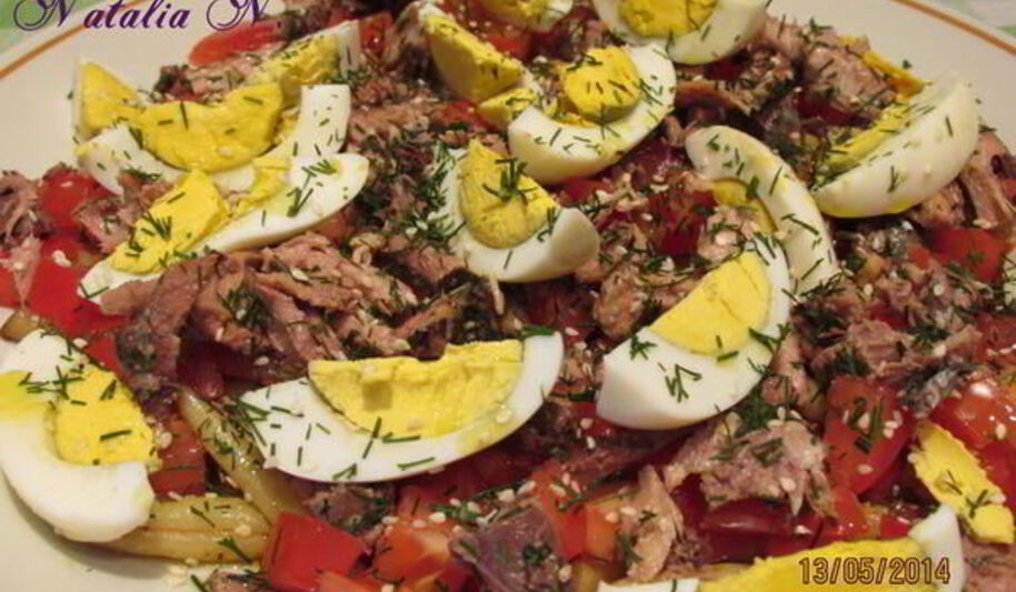 Рецепт салата с тунцом и спаржевой фасолью