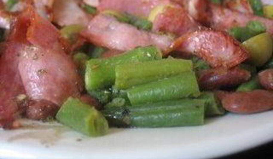 Рецепт теплого салата фасолька