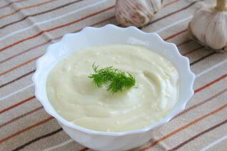 Чесночный соус с майонезом