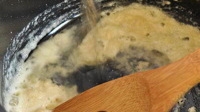 сметанный соус с томатной пастой