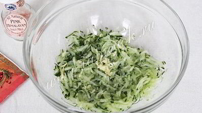 соус дзадзики