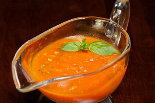 Томатный соус с базиликом