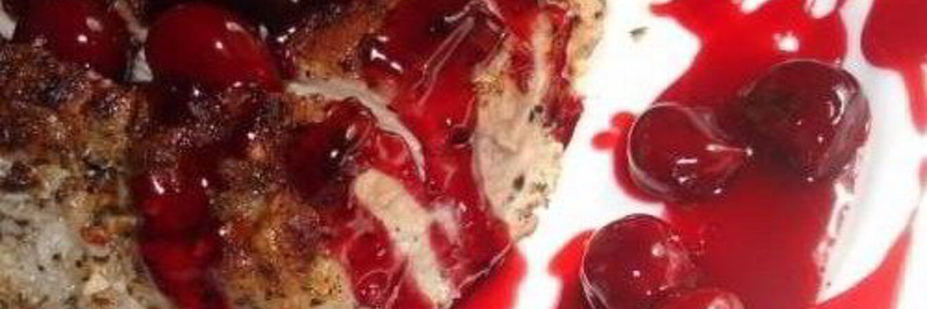 Вишневый соус с петрушкой к мясу