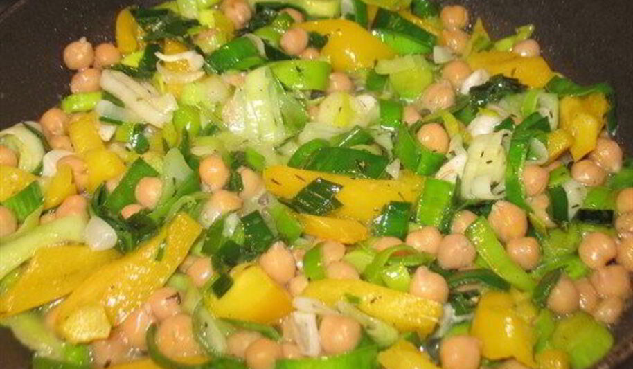 Рецепт заправки к рису, пасте из порея и перца