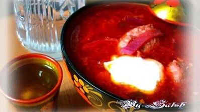 борщ с галушкой