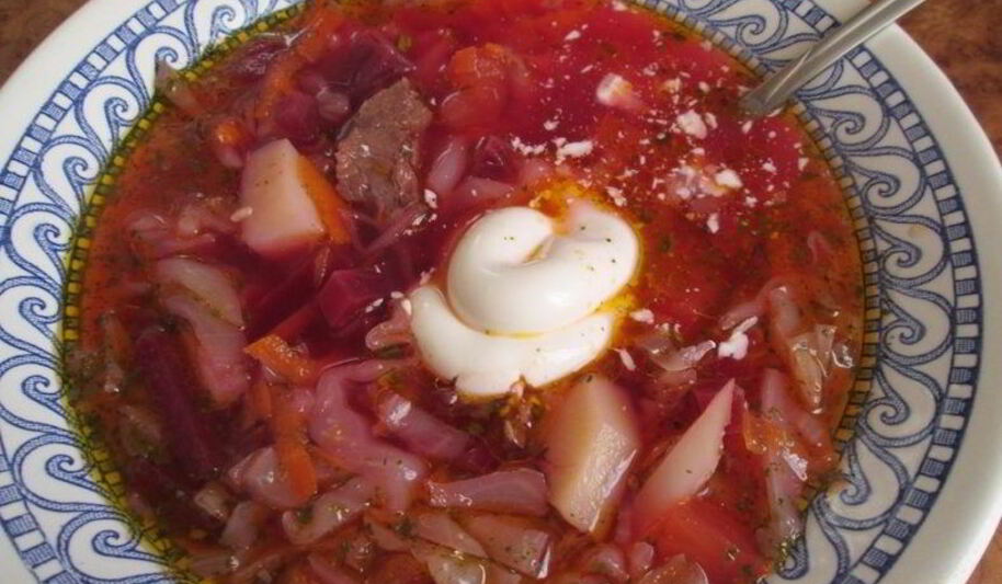 Рецепт борща с тушенкой