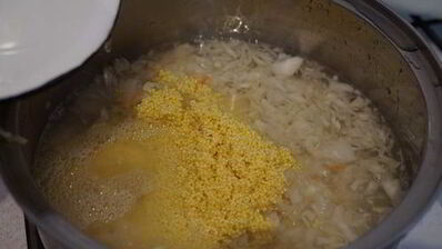 капустник — украинский деревенский борщ